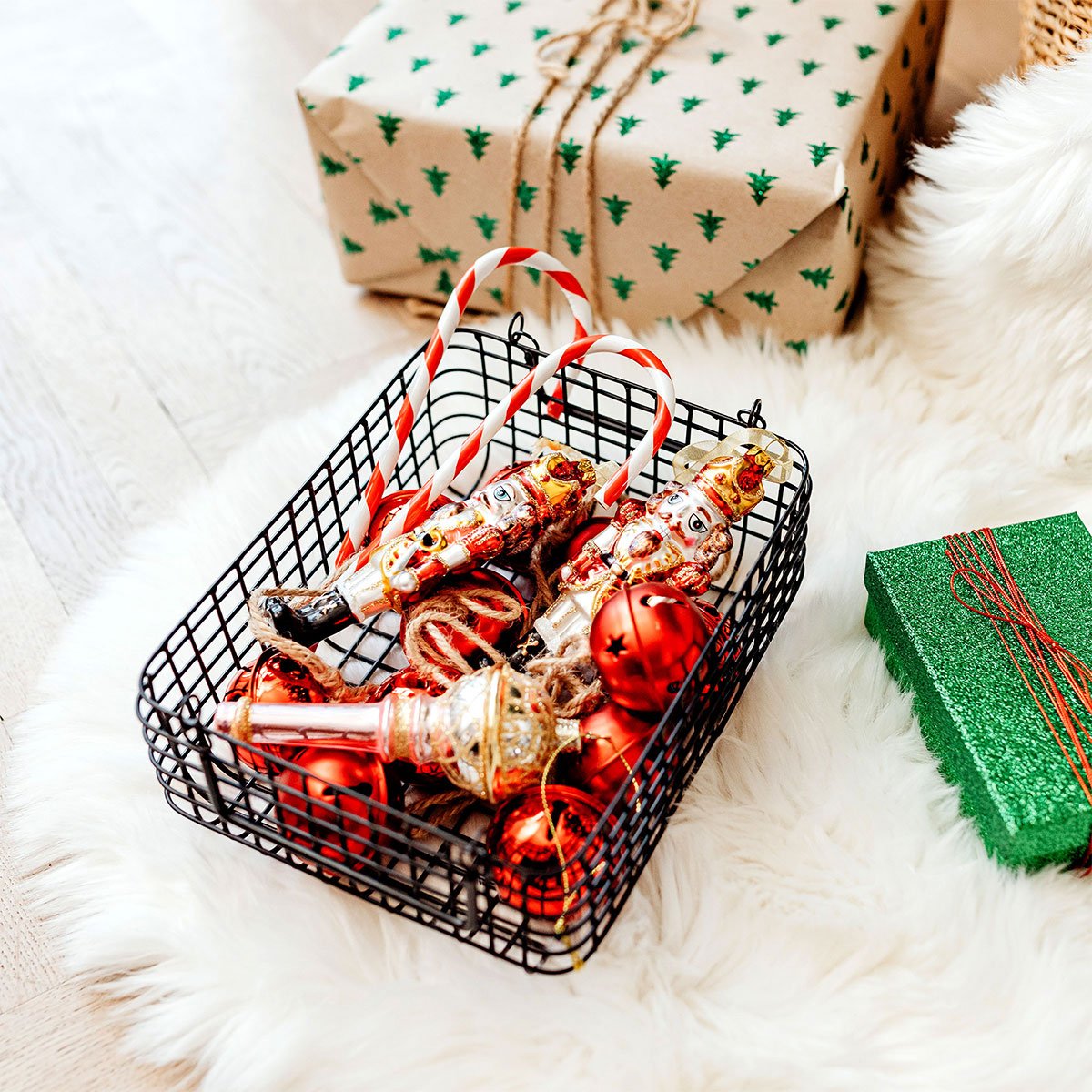 Christmas decoration hero-9